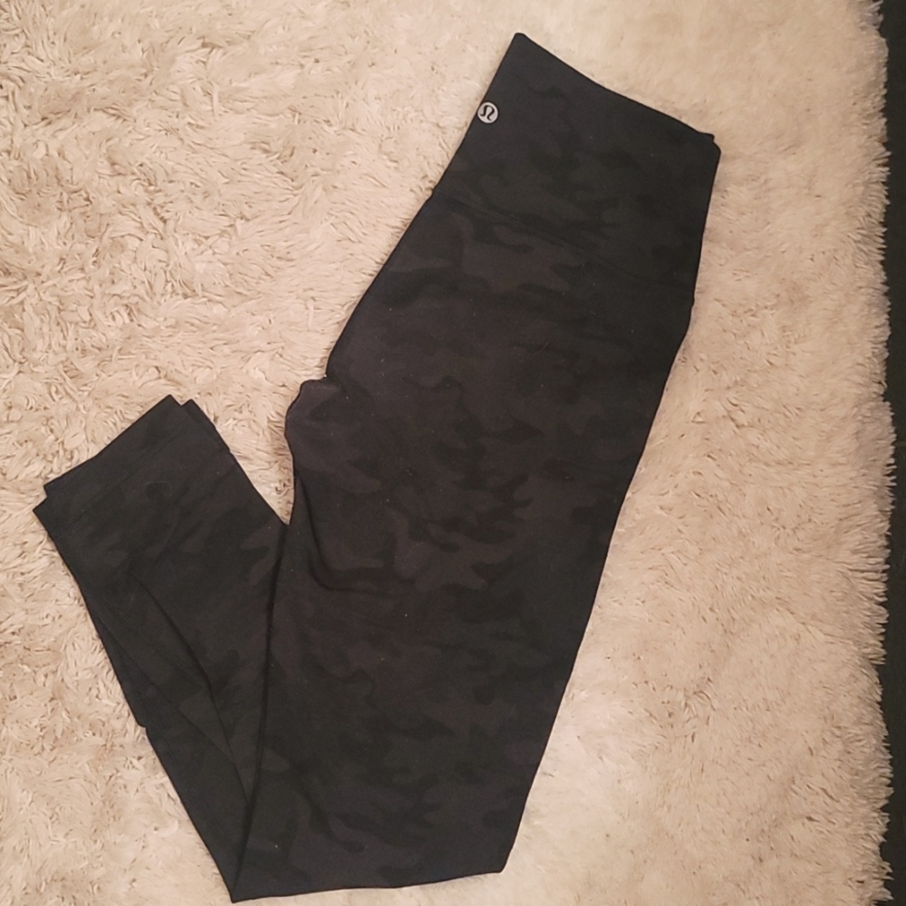 Lululemon High Times camo leggings